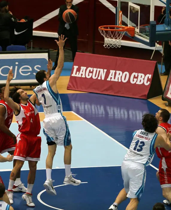 Lagun Aro GBC 81 – 70 Assignia Manresa