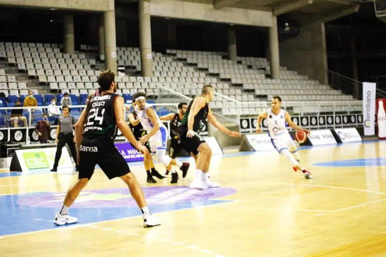 HLA Alicante tira de veteranía para conseguir doblegar a un combativo Palmer Alma Mediterránea (96-89)