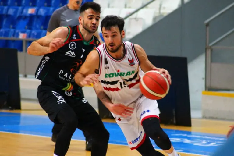 Palmer Alma Mediterrànea Palma cae ante Covirán Granada (63-69)